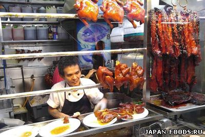 Уличный торговец из Сингапура, получивший звезду Мишлен, откроет новую сеть ресторанов